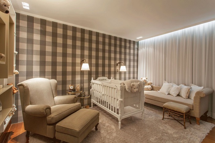 Poltrona no quarto de bebê